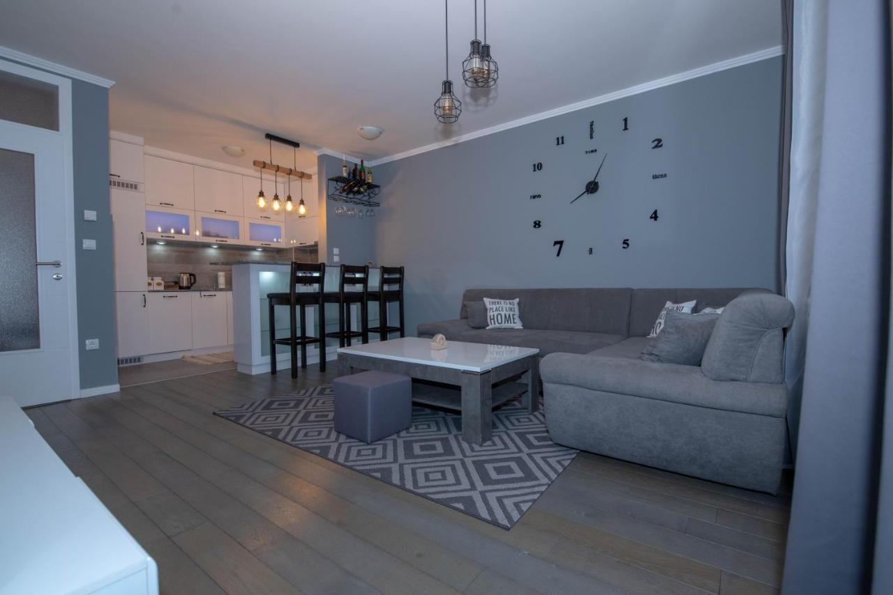 Athena Apartman Lukavica Exterior photo