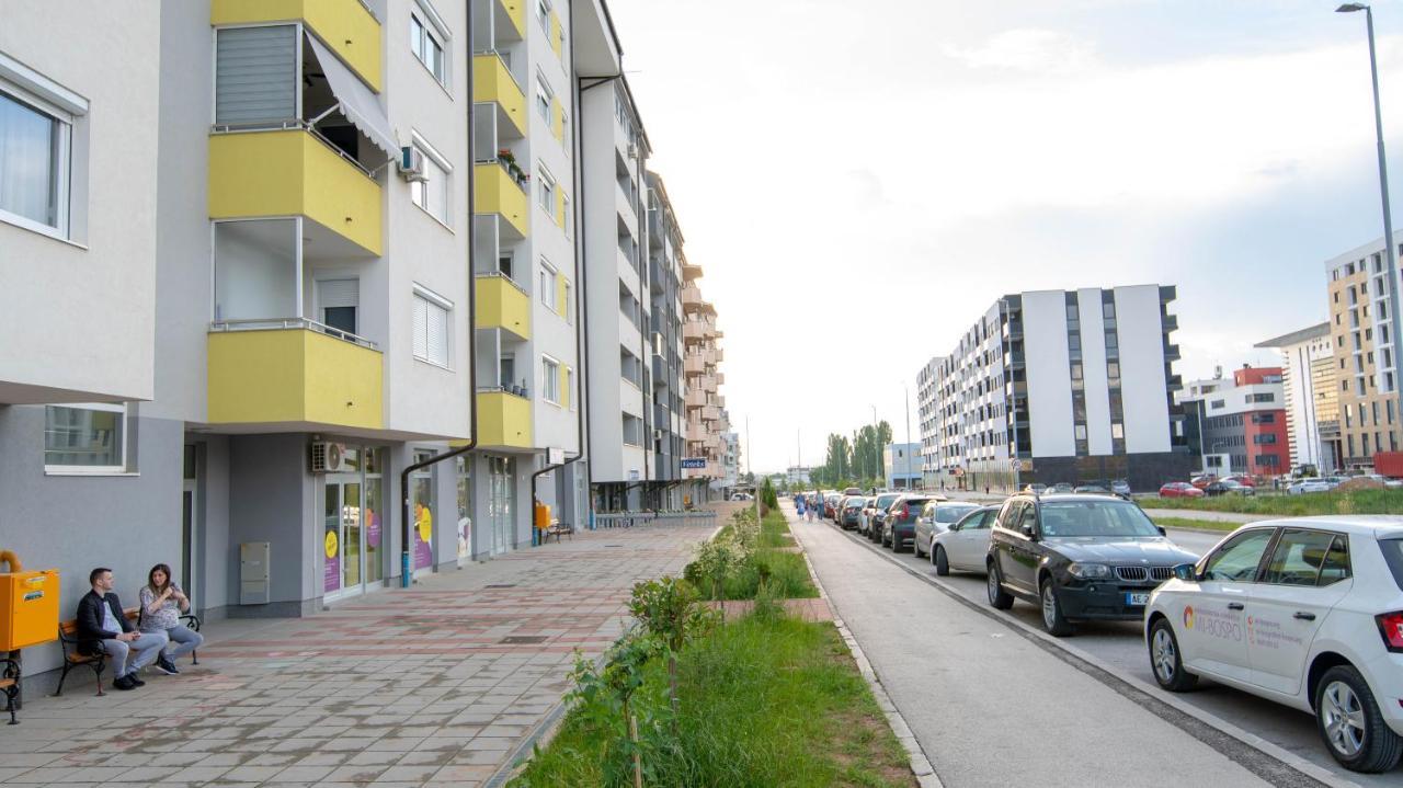 Athena Apartman Lukavica Exterior photo